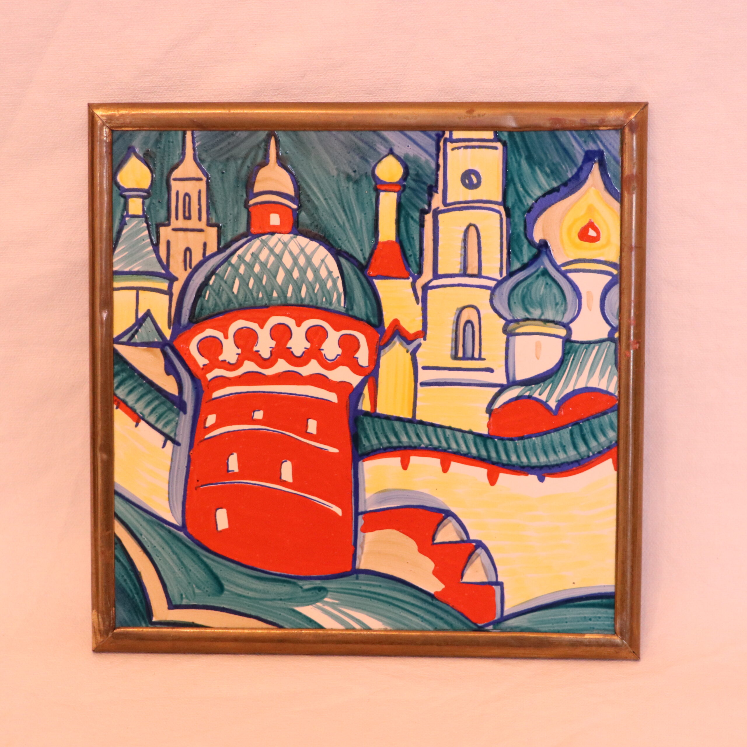 Seinakaunistus "motiiv vene kirikutega"