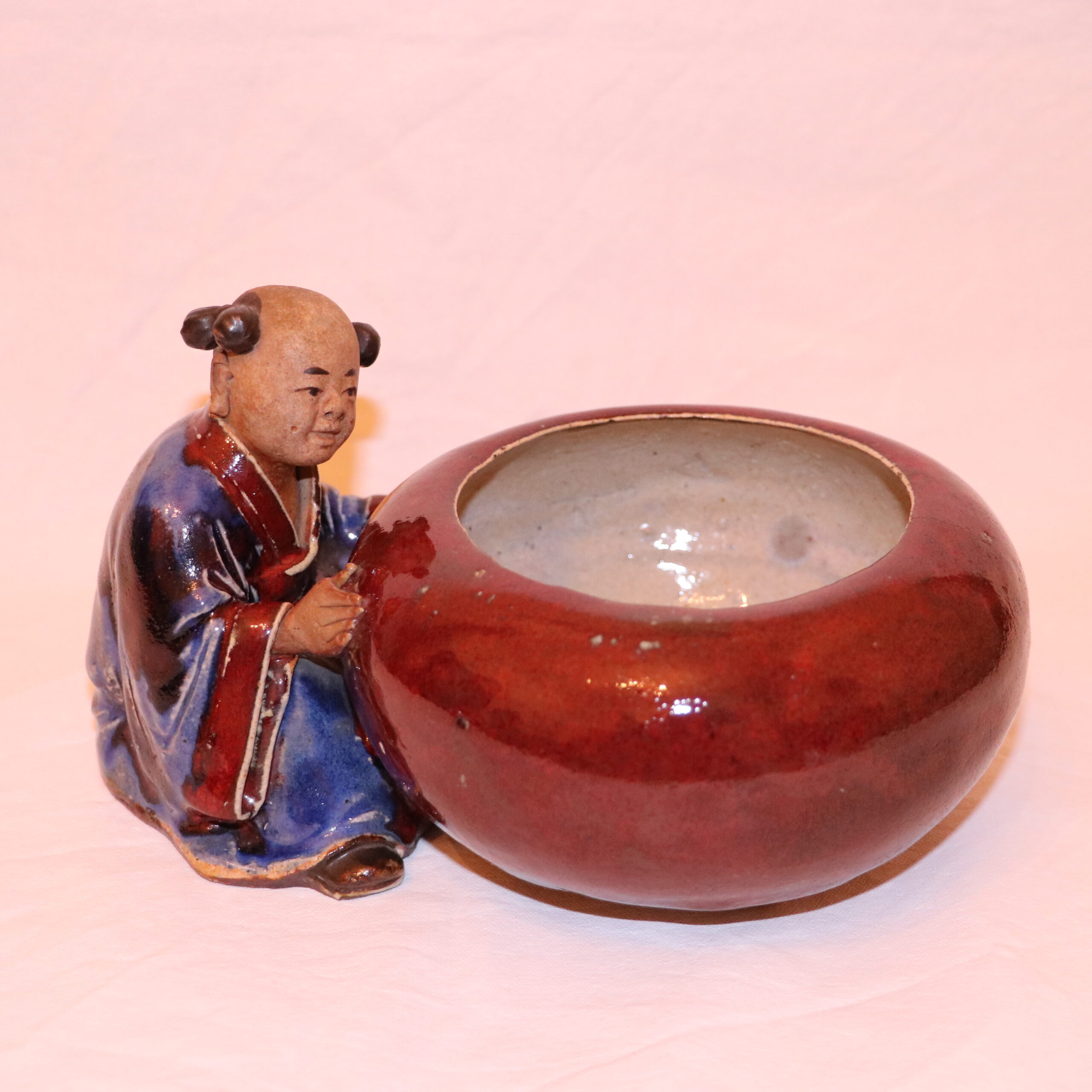 shiwani keraamiline kuju poisiga